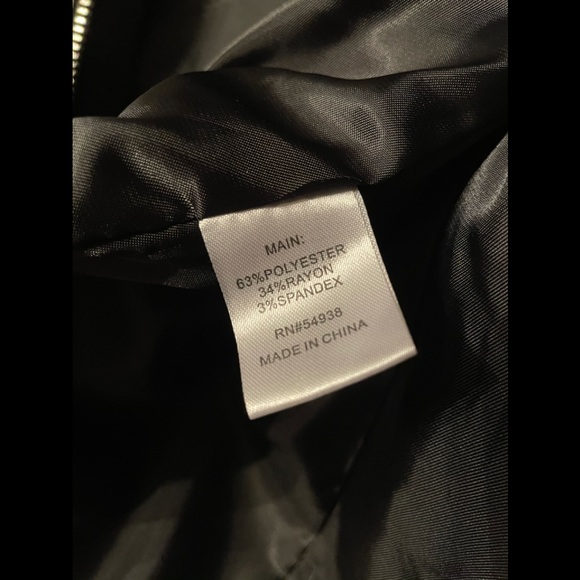 Eden Court Houndstooth Zip Jacket🖤 - Picture 11 of 11